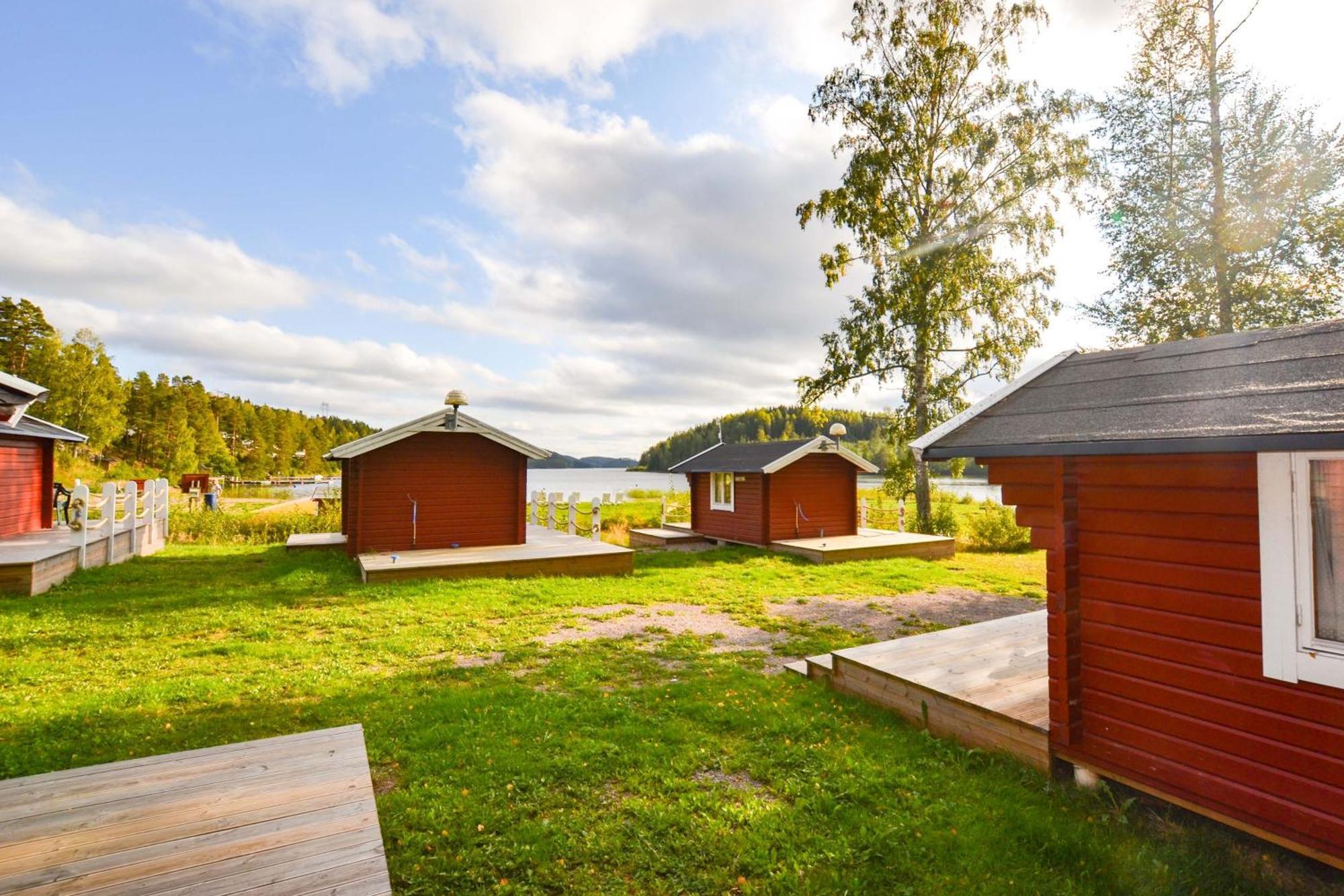 Arjaeng Camping & Stugor Sommarvik Zimmer foto