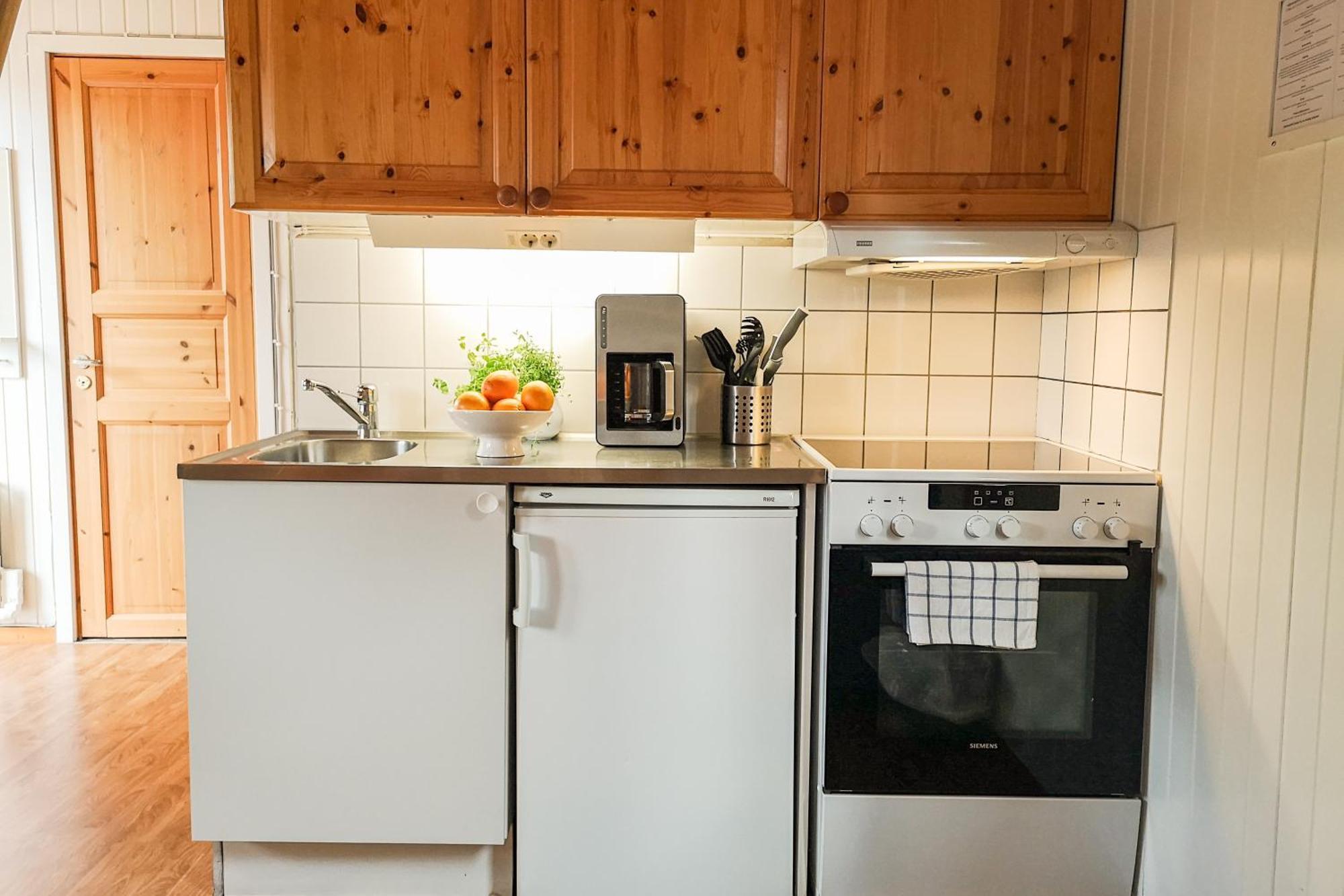 Arjaeng Camping & Stugor Sommarvik Zimmer foto